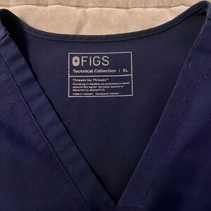 Used, still good condition! All xl! Smoke free home.